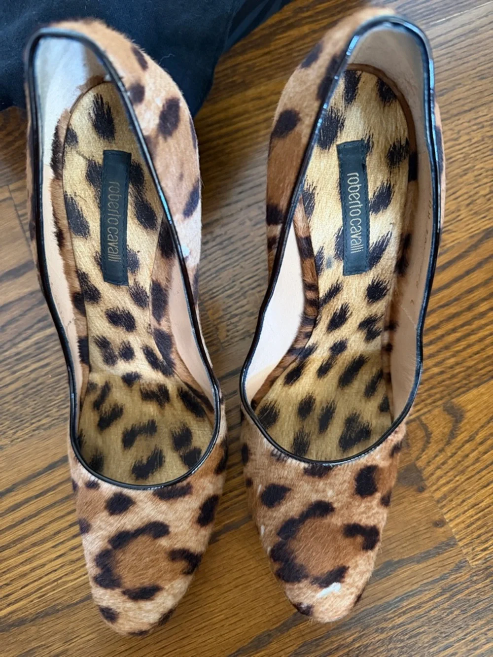 Roberto Cavalli leopard pumps size 39 1/2